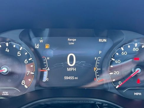 Used 2023 Jeep Compass Latitude w/ Sun and Sound Group AWD/4WD image 12
