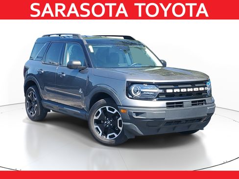 Used 2021 Ford Bronco Sport Outer Banks w/ Outer Banks Package (96D) AWD/4WD image 1