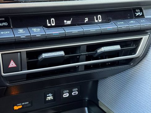 Certified 2025 Toyota Camry SE FWD image 18
