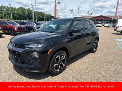 Used 2023 Chevrolet TrailBlazer RS AWD/4WD image 3