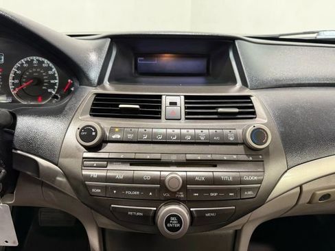 Used 2012 Honda Accord LX image 18