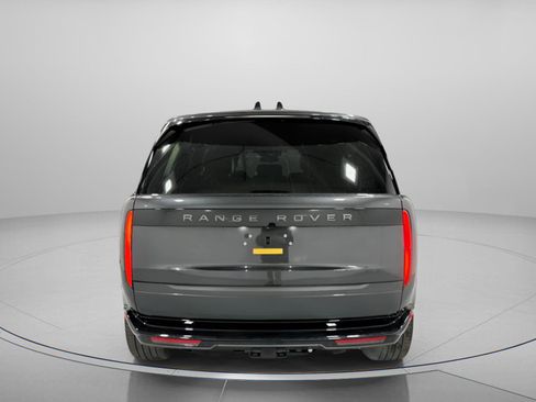 New 2026 Land Rover Range Rover Long Wheelbase SE image 4