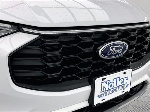 Certified 2023 Ford Escape ST-Line w/ Equipment Group 301A FWD image 28