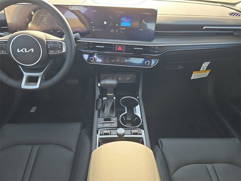 New 2026 Kia K5 EX image 16