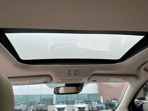 Certified 2023 Nissan Murano Platinum w/ Cargo Package image 27