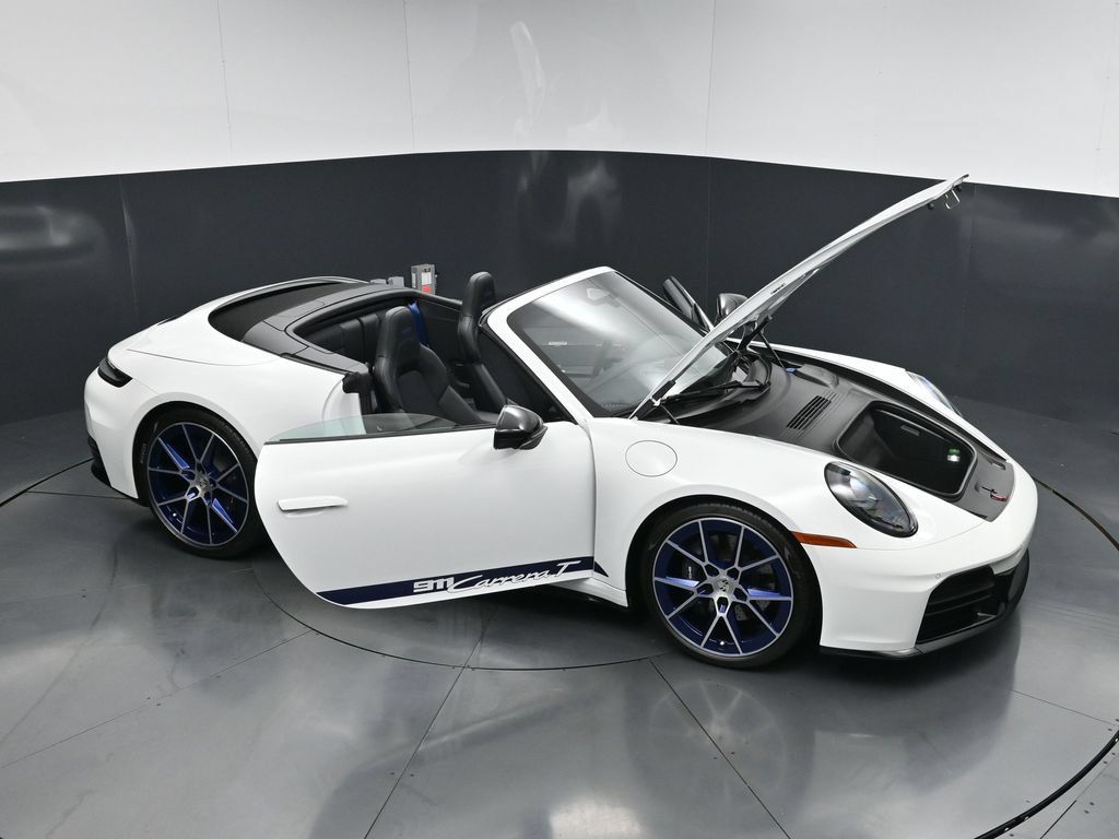 Certified 2026 Porsche 911 Carrera T RWD image 28