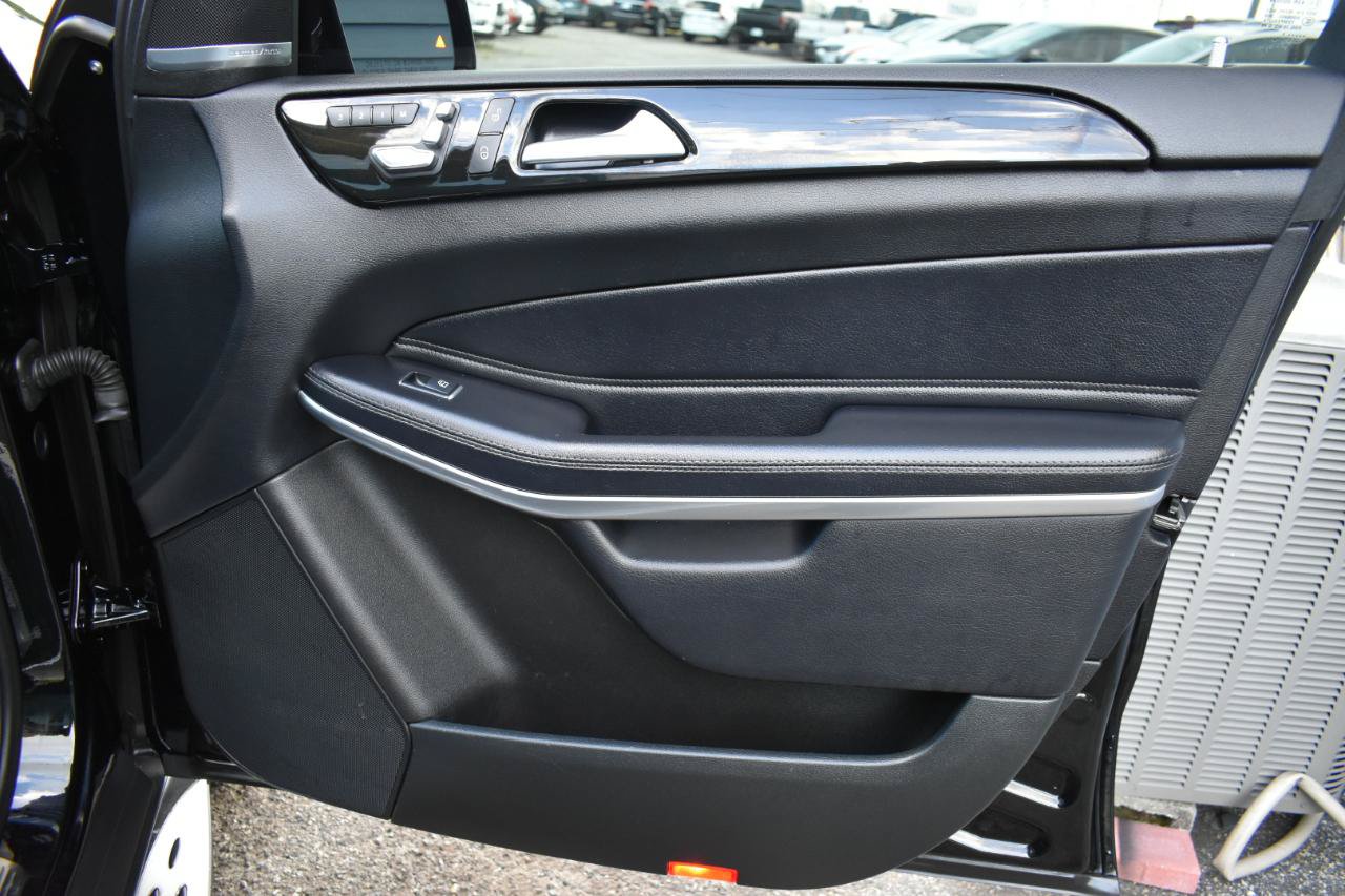 Used 2017 Mercedes-Benz GLS 550 4MATIC image 41