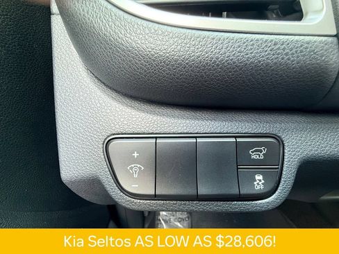 Used 2026 Kia Seltos SX AWD/4WD image 27
