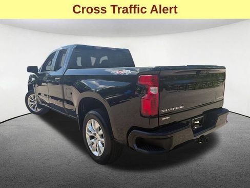 Used 2023 Chevrolet Silverado 1500 Custom AWD/4WD image 7