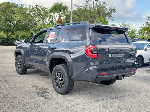 New 2026 Toyota 4Runner SR5 AWD/4WD image 6