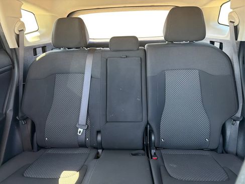 Used 2023 Kia Sportage LX image 15