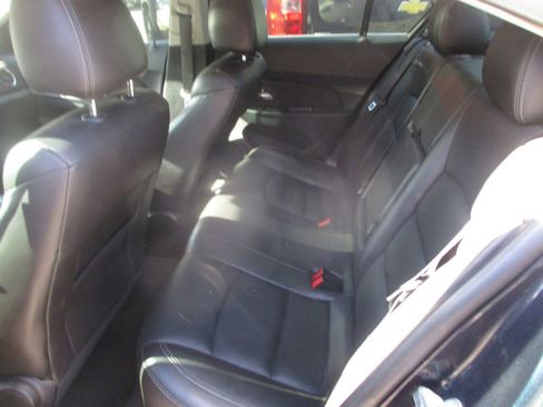 Used 2014 Chevrolet Cruze LT image 8