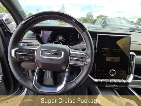 Certified 2026 GMC Acadia Denali w/ Super Cruise Package AWD/4WD image 7