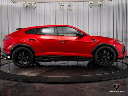 Used 2023 Lamborghini Urus Performante image 23