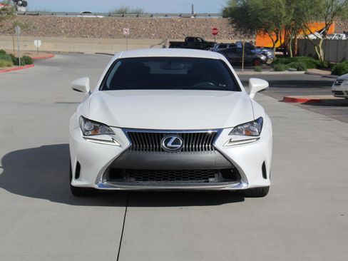 Used 2016 Lexus RC 200t image 2