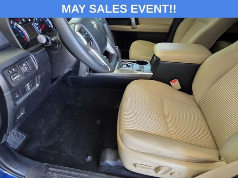 Used 2019 Toyota 4Runner SR5 AWD/4WD image 8