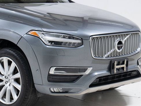 Used 2016 Volvo XC90 T6 Inscription w/ Vision Package AWD/4WD image 11