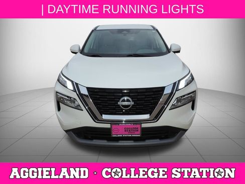 Certified 2023 Nissan Rogue SV FWD image 9