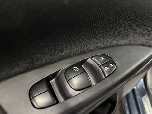 Used 2015 Nissan Sentra SV image 18