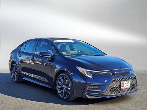 Used 2024 Toyota Corolla XSE image 41