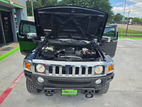 Used 2006 HUMMER H3 w/ Chrome Appearance Package AWD/4WD image 49