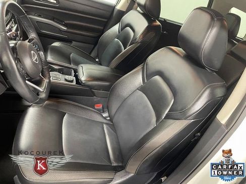 Used 2023 Nissan Pathfinder SL w/ Lighting Package (N92) AWD/4WD image 13