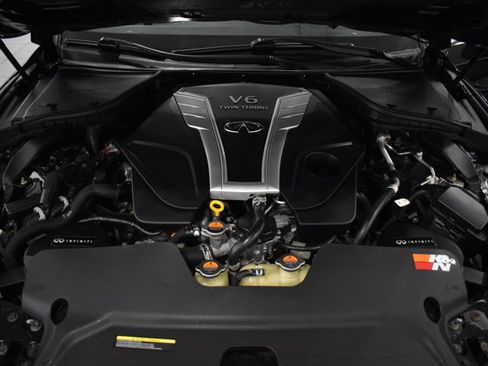Used 2017 INFINITI Q60 Red Sport 400 image 35