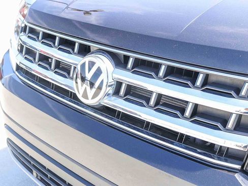 Used 2018 Volkswagen Atlas SEL Premium image 10