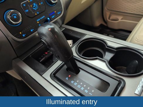 Used 2015 Ford Expedition EL XLT image 31