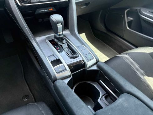 Used 2018 Honda Civic EX image 16