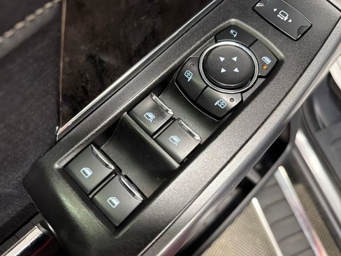 Used 2024 Ford F250 Lariat w/ Chrome Package image 16