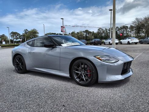 Used 2024 Nissan Z Performance w/ Floor Mat Package image 3