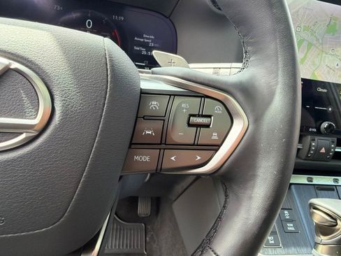 Used 2025 Lexus GX 550 w/ Accessory Package (2T) AWD/4WD image 20