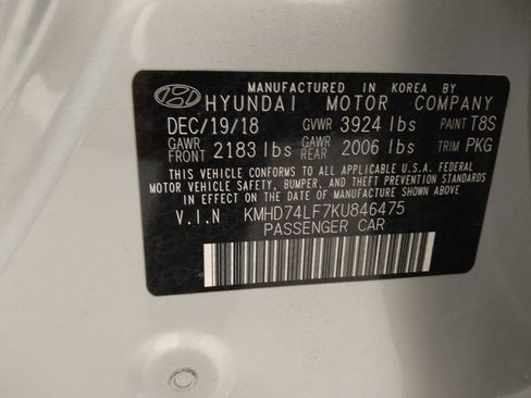 Used 2019 Hyundai Elantra SE FWD image 33