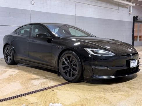 Used 2021 Tesla Model S Plaid image 4