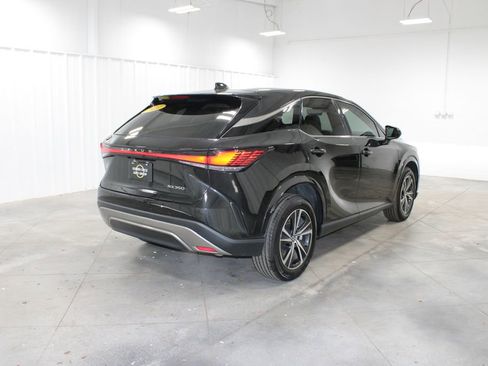 Used 2024 Lexus RX 350 FWD w/ Technology Package image 9