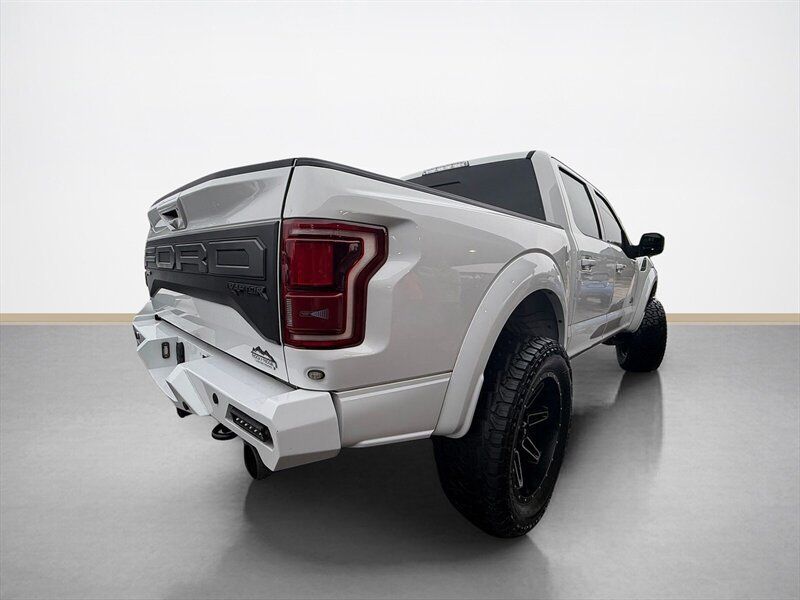 Used 2019 Ford F150 Raptor w/ Equipment Group 802A Luxury AWD/4WD image 4