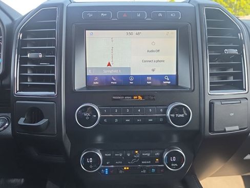 Used 2021 Ford Expedition Limited image 13