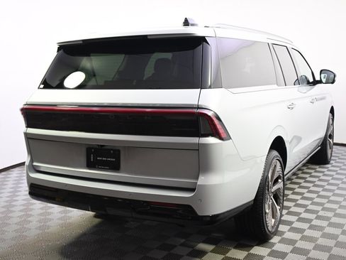 New 2025 Lincoln Navigator L Black Label image 6