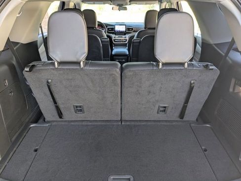 Certified 2023 Ford Explorer XLT w/ Equipment Group 202A AWD/4WD image 6