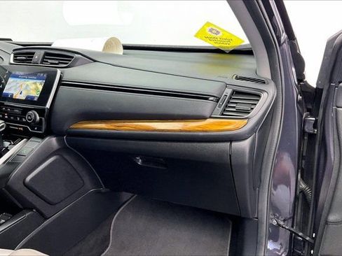 Used 2018 Honda CR-V Touring image 16