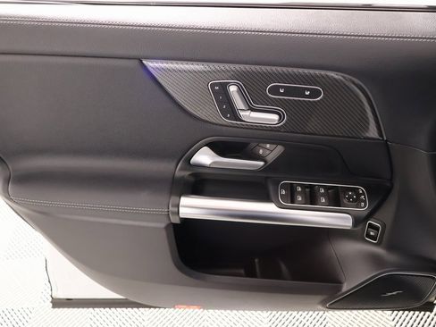 Used 2021 Mercedes-Benz GLA 35 AMG 4MATIC image 17