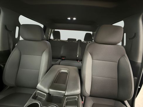 Used 2022 Chevrolet Silverado 2500 Custom w/ Custom Convenience Package AWD/4WD image 14
