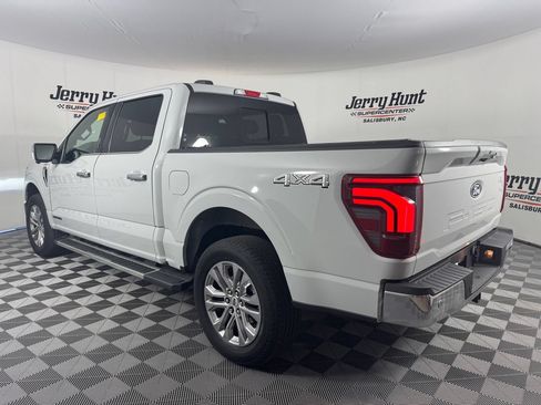 Used 2024 Ford F150 Lariat w/ Equipment Group 502A High AWD/4WD image 9