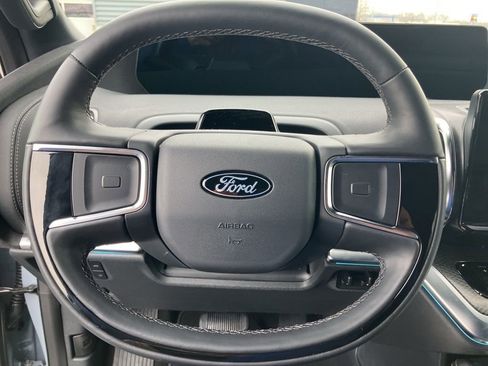 Used 2025 Ford Expedition Max Platinum w/ Stealth Performance Package image 13