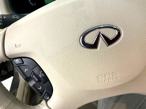 Used 2004 INFINITI Q45 Luxury image 22