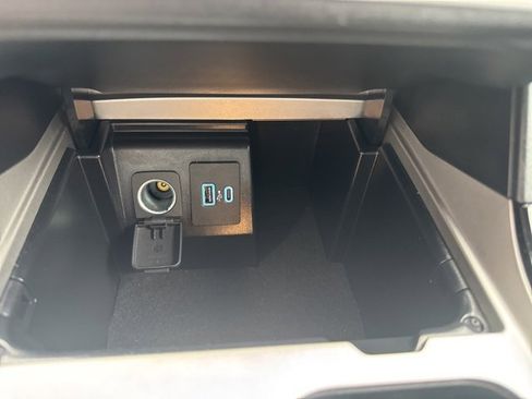 Used 2023 Ford Explorer ST image 27