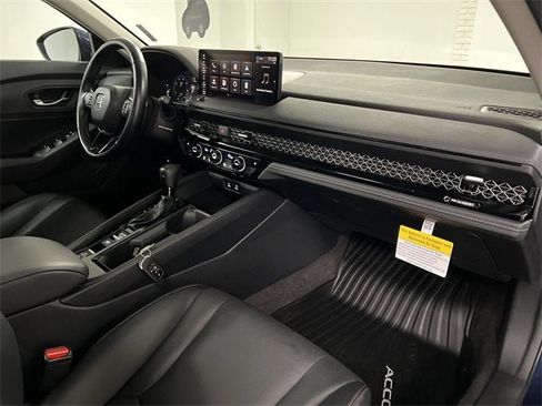 Used 2024 Honda Accord EX-L image 29
