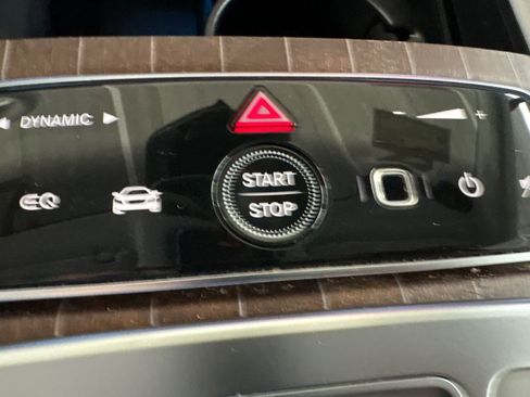 Certified 2023 Mercedes-Benz EQS 580 4MATIC Sedan image 26