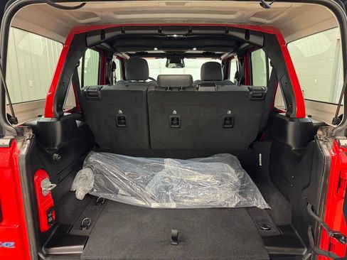 Used 2025 Jeep Wrangler Unlimited Sport S 4xe image 22